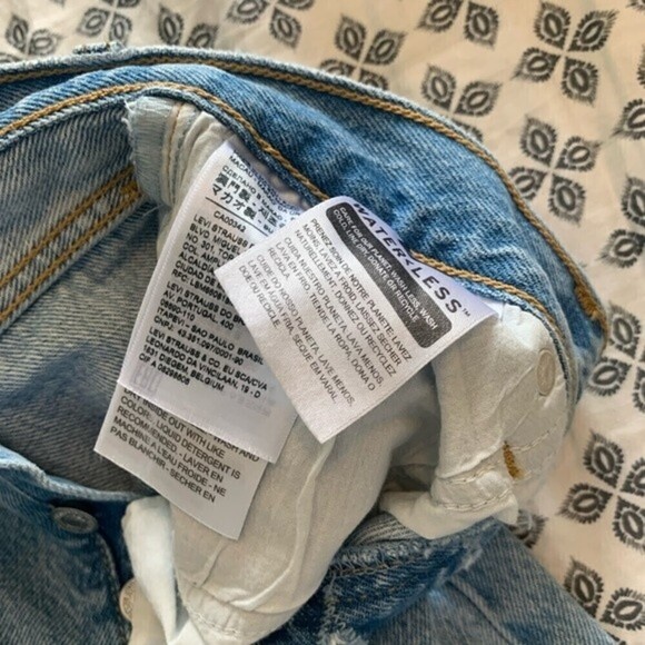 LEVI’S wedgie straight light wash jeans - Picture 6 of 11